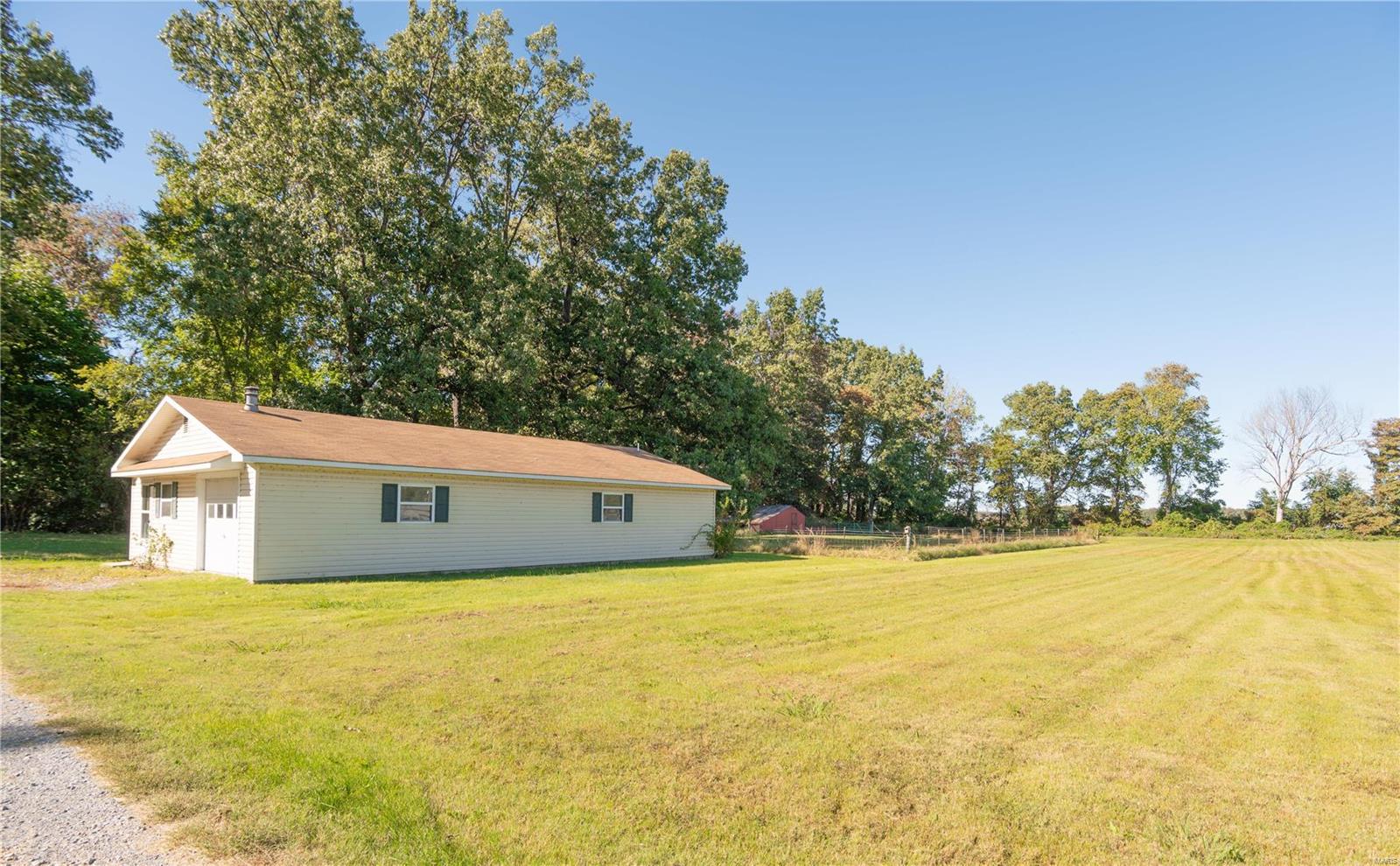 12191 County Road 637 Property Photo 15