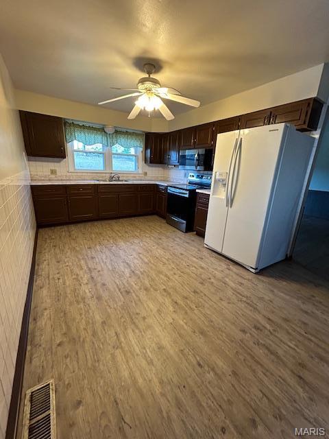 13825 Old Wire Outer Road Property Photo 9