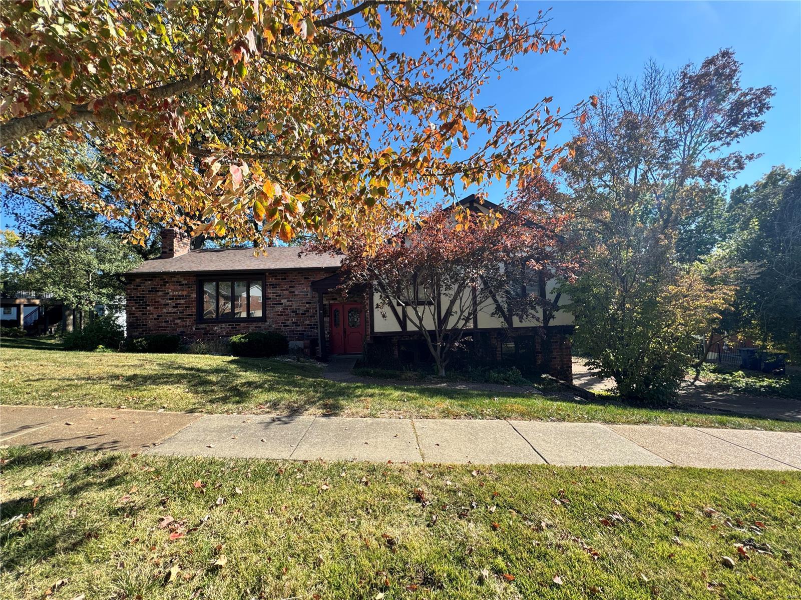 5810 Flaming Leaf Court Property Photo 1