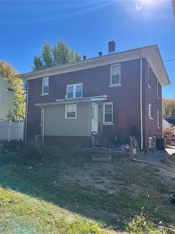 611 W Main Street Property Photo 2