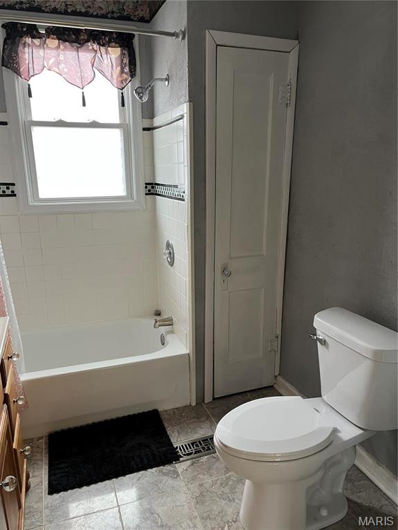 611 W Main Street Property Photo 22