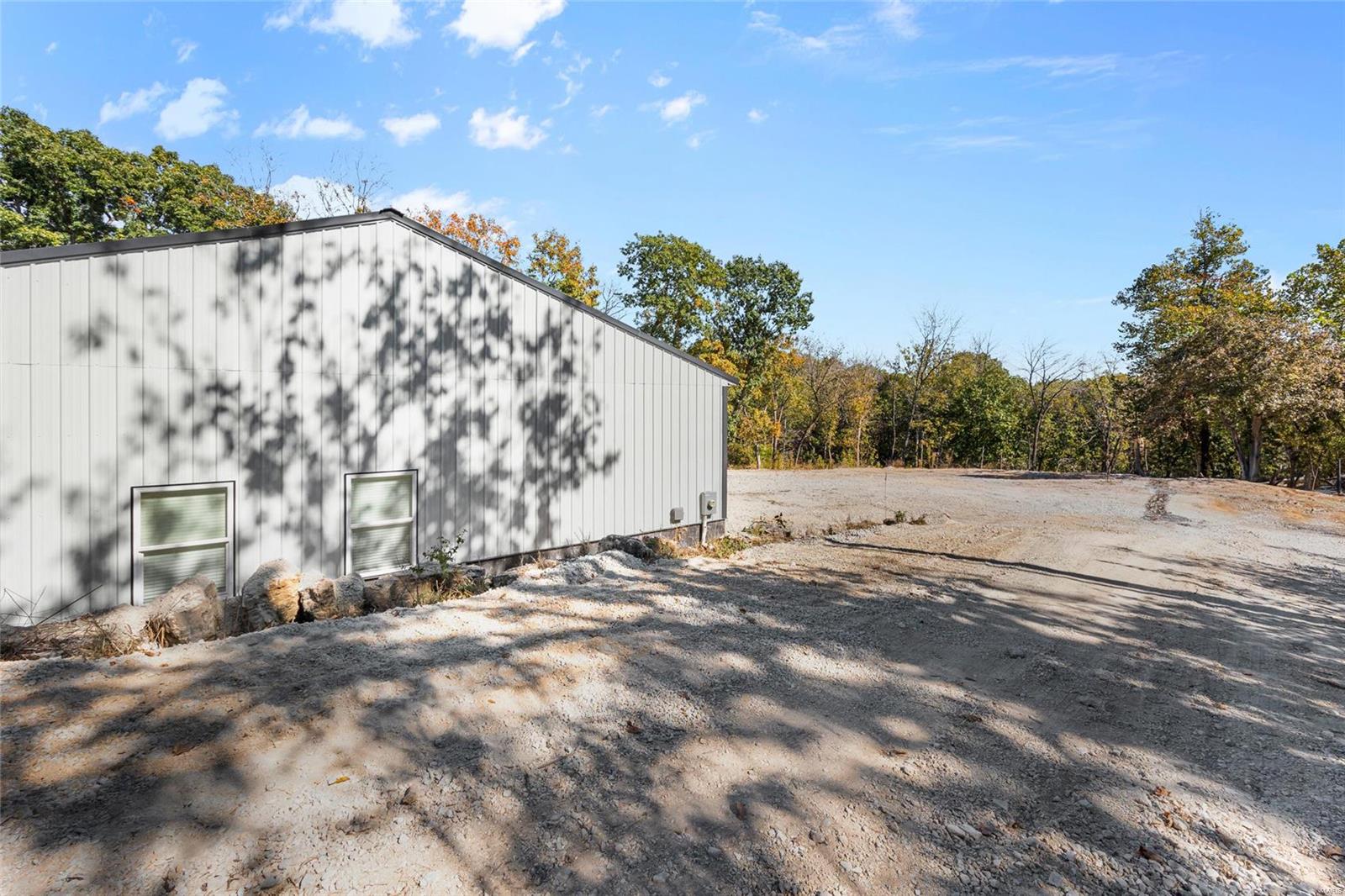 10410 Business 21 Property Photo 9