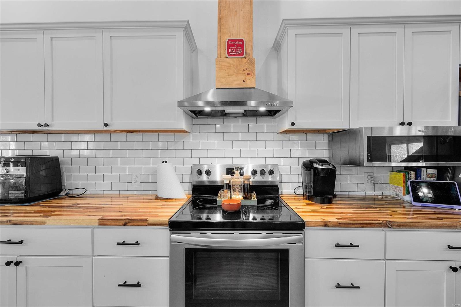 10410 Business 21 Property Photo 32