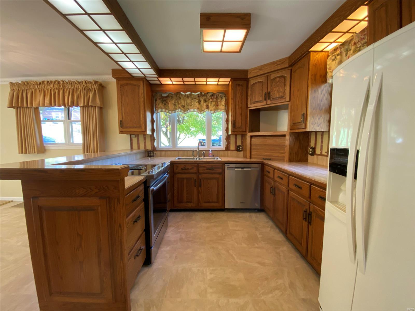 437 Stark Boulevard Property Photo 11