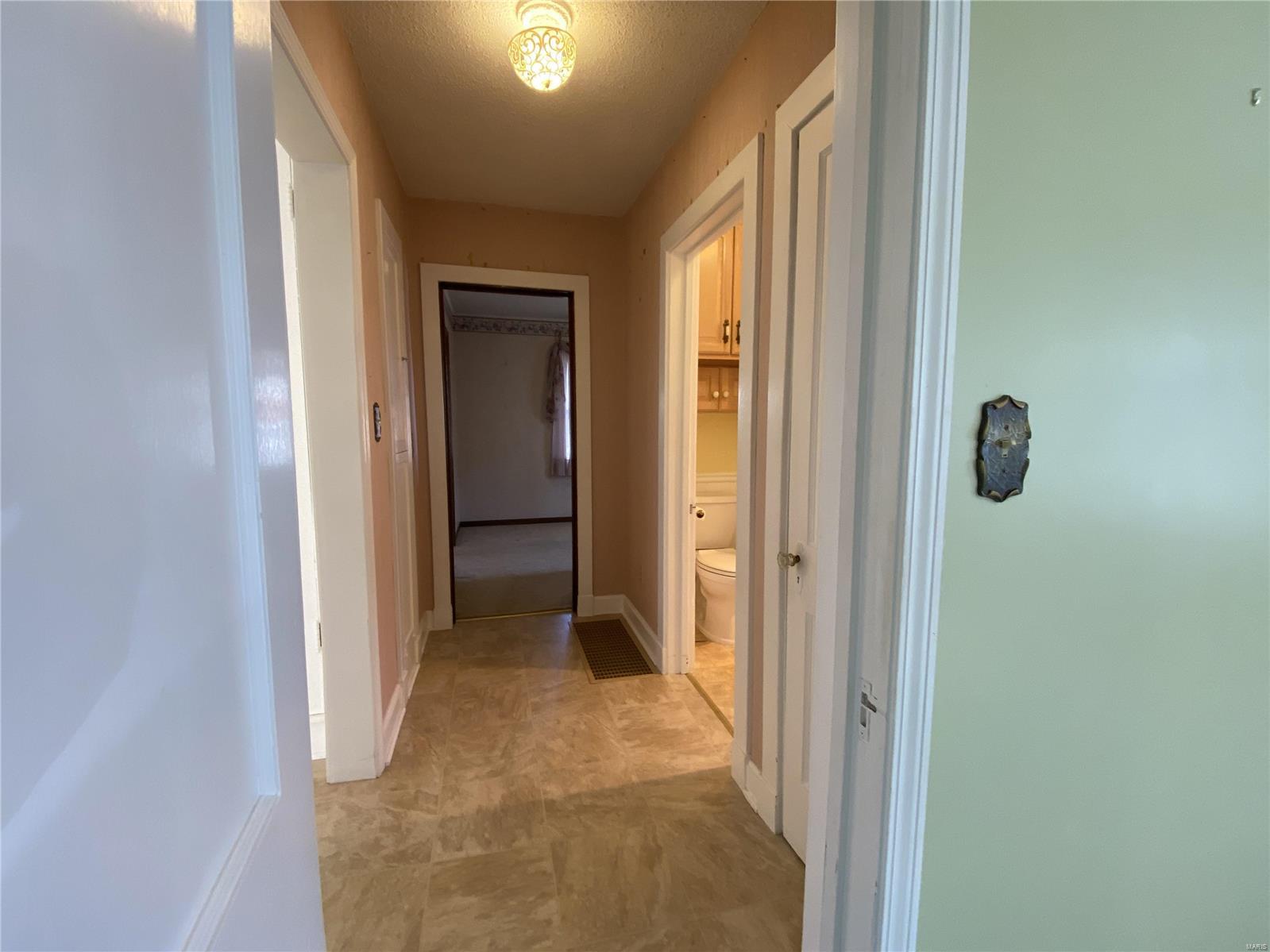 437 Stark Boulevard Property Photo 16