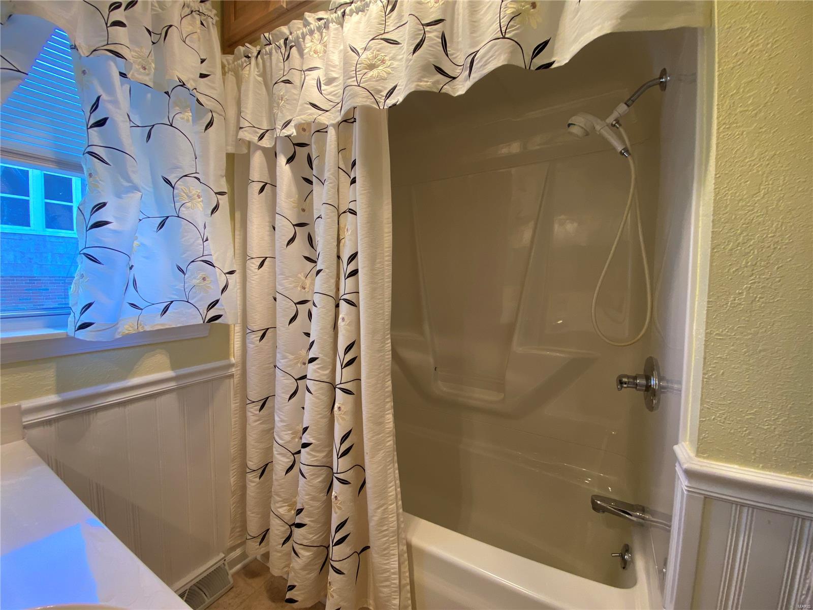 437 Stark Boulevard Property Photo 19