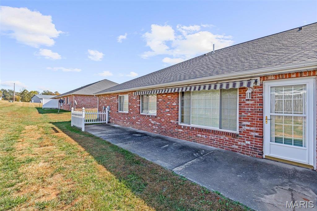 119 Ohio Court Property Photo 3