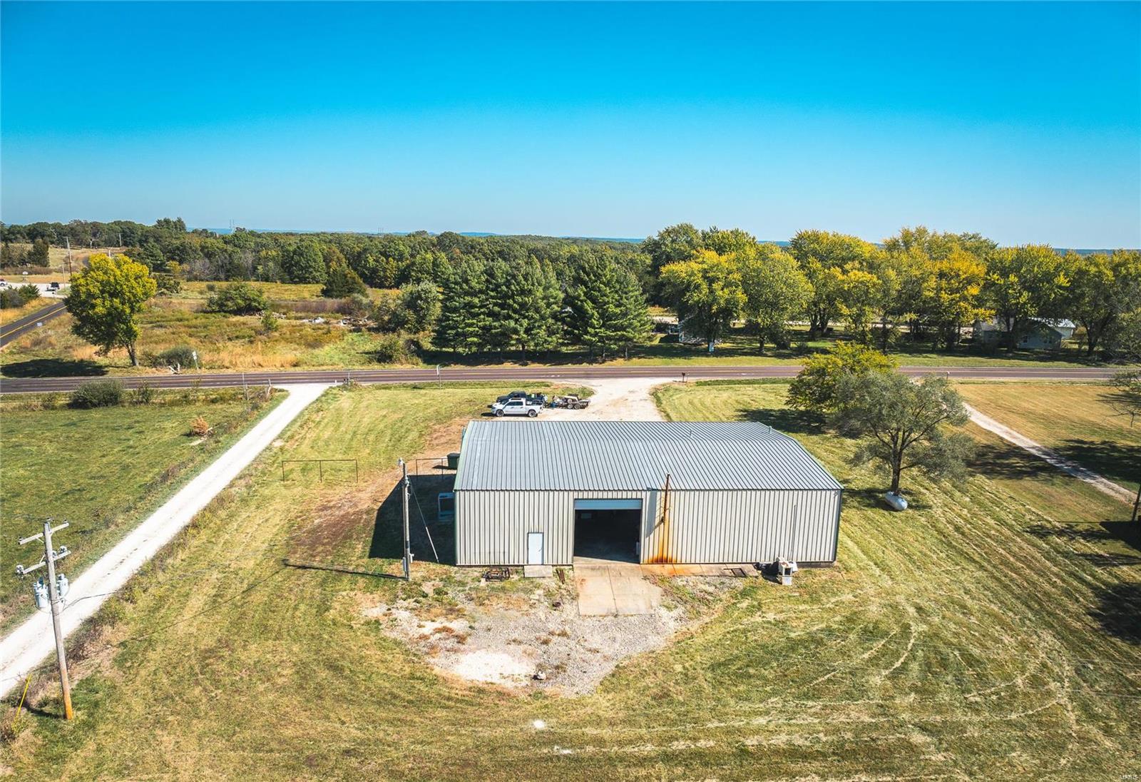 2035 S. Highway 19 Property Photo 6
