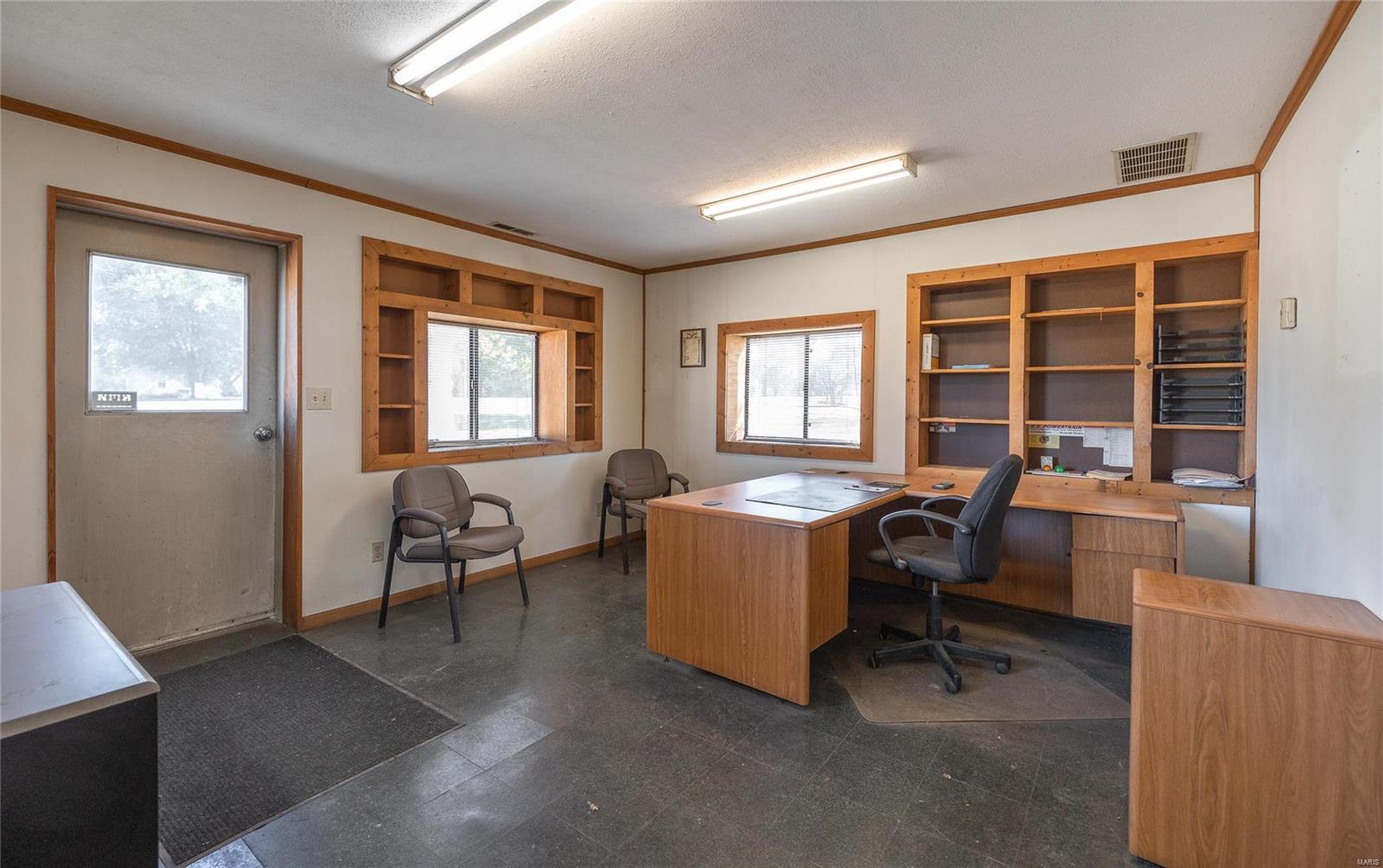 2035 S. Highway 19 Property Photo 13