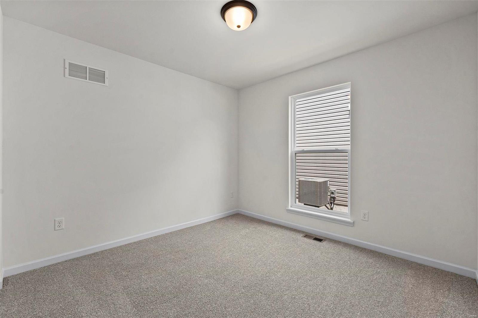 1516 Winding Meadows Drive Property Photo 5