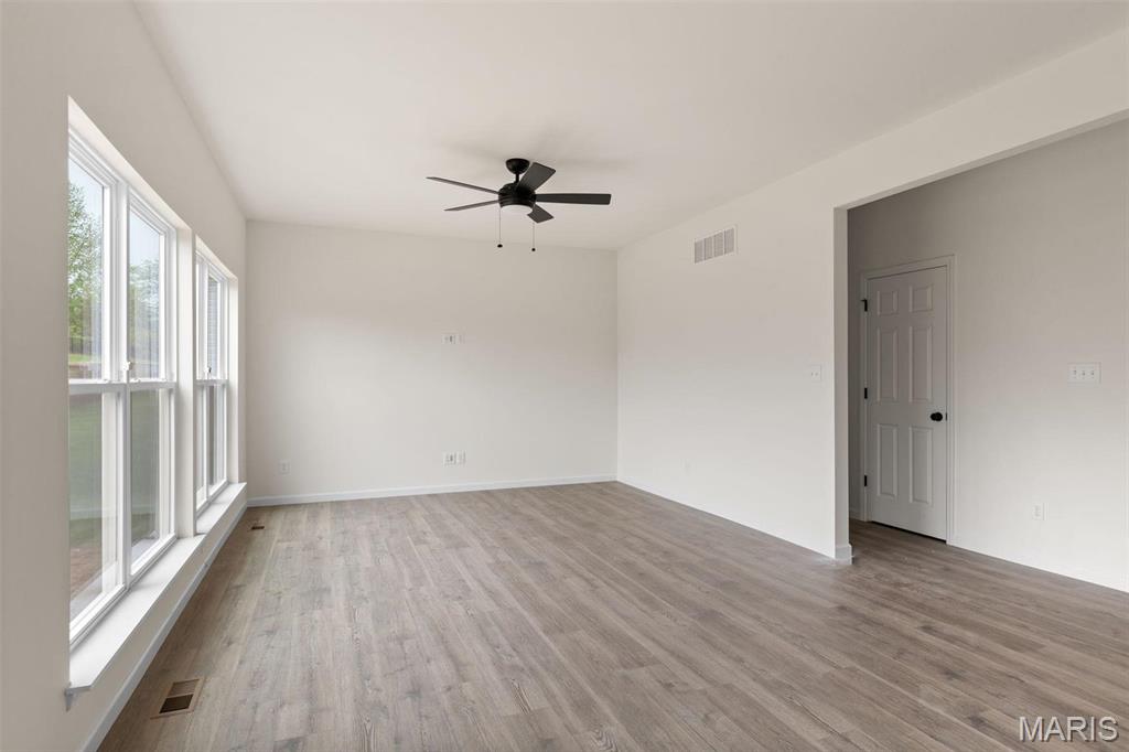 1547 Winding Meadows Drive Property Photo 12