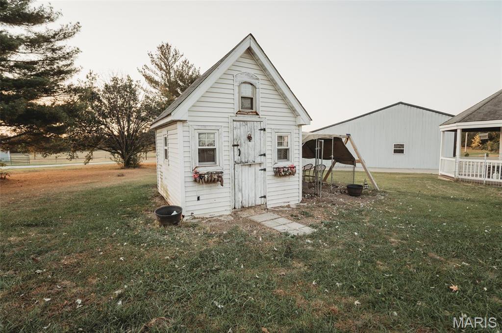1564 W Highway 28 Property Photo 9