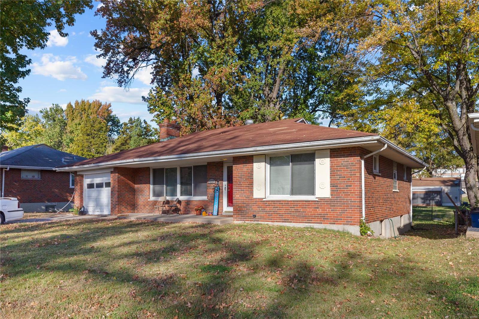 9225 Shadydale Drive Property Photo