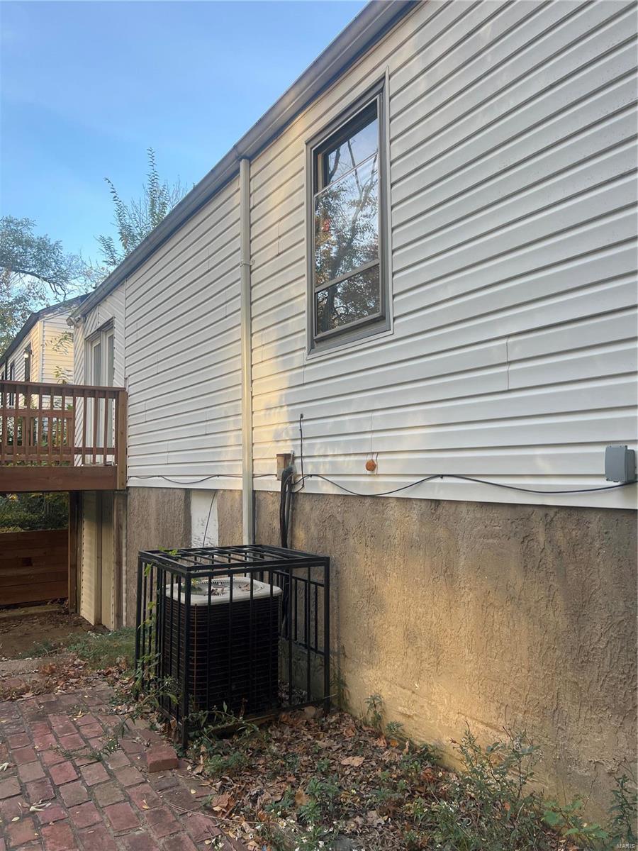 10175 Cloverdale Drive Property Photo 16