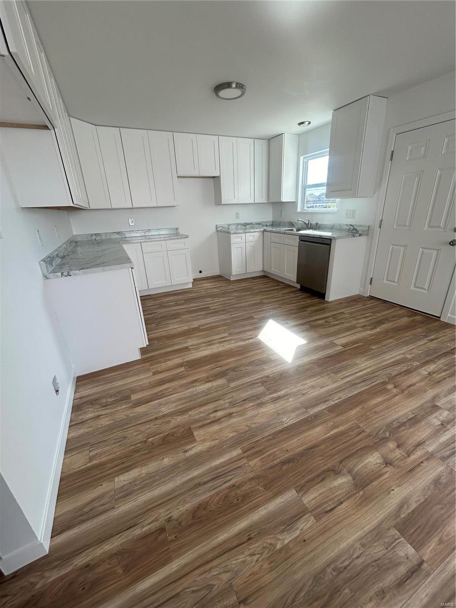 3716 Hebert St Property Photo 3