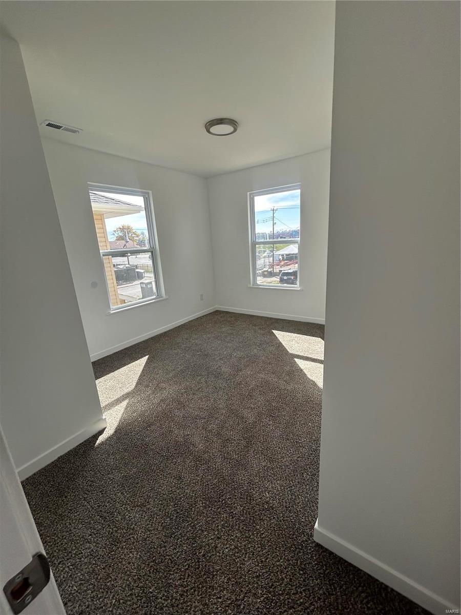 3716 Hebert St Property Photo 6