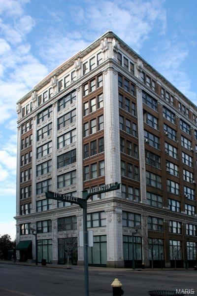 1709 Washington Avenue 703 Property Photo 1