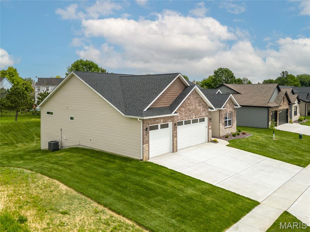 237 Meridian Oaks Drive Property Photo 52
