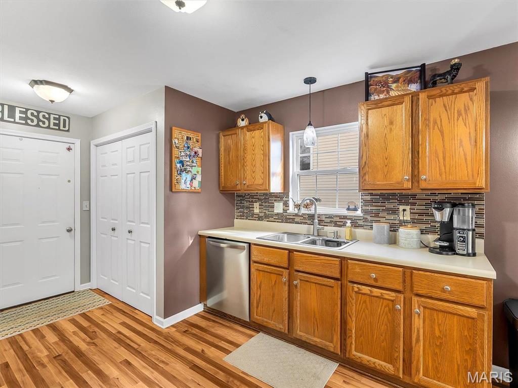 2352 Brookview Drive Property Photo 12