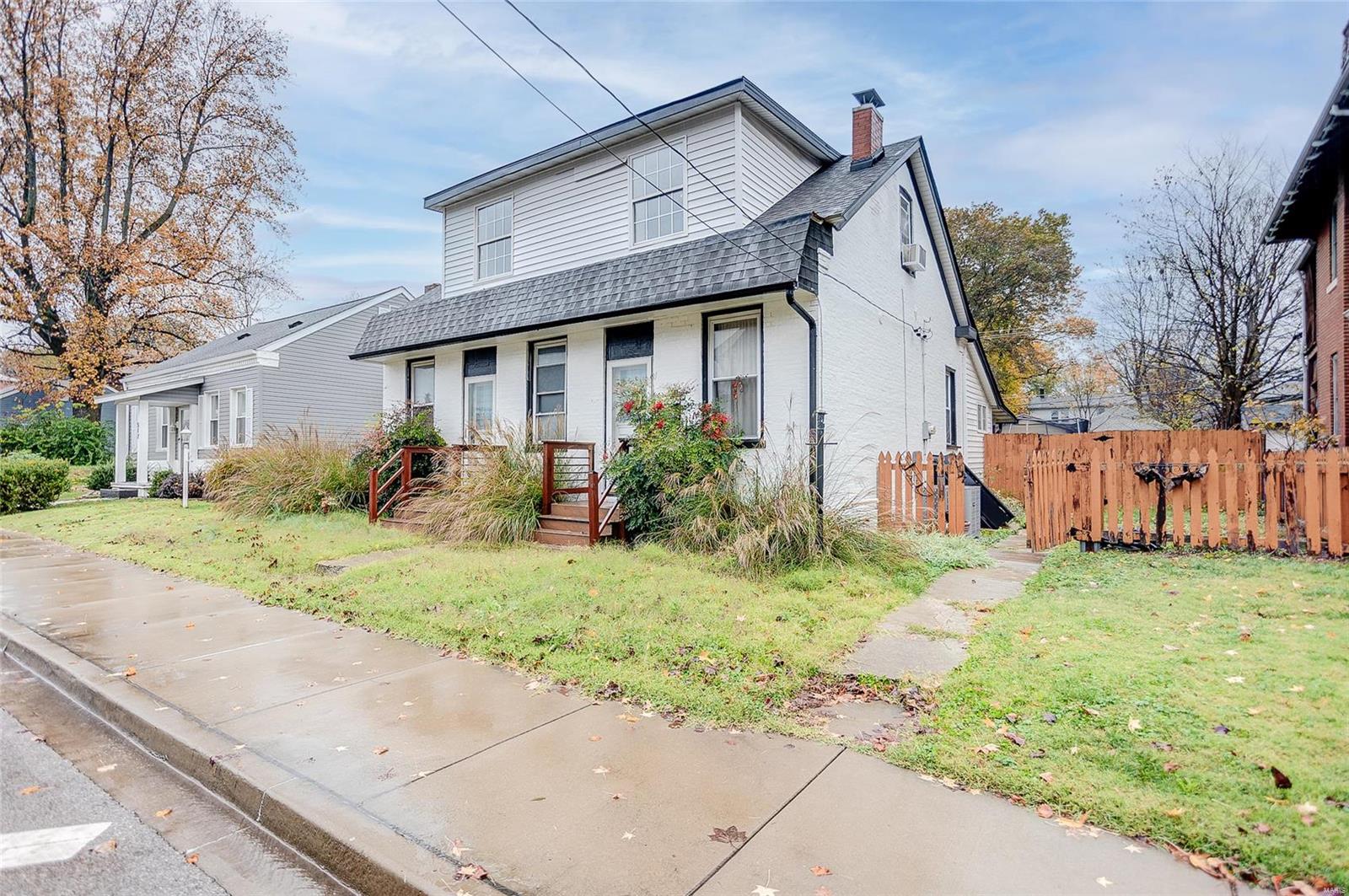 521 E A Street Property Photo 3