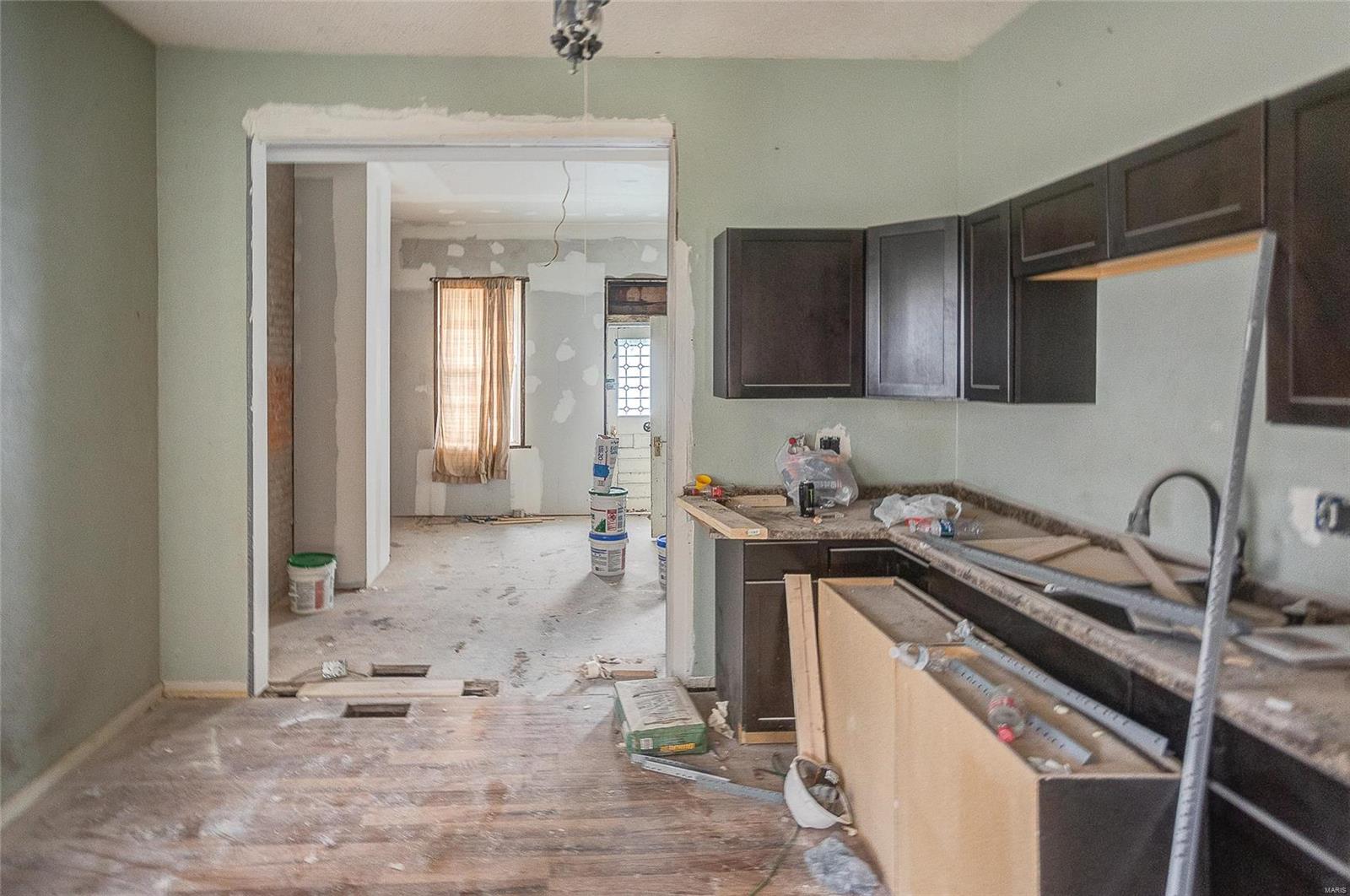 521 E A Street Property Photo 5