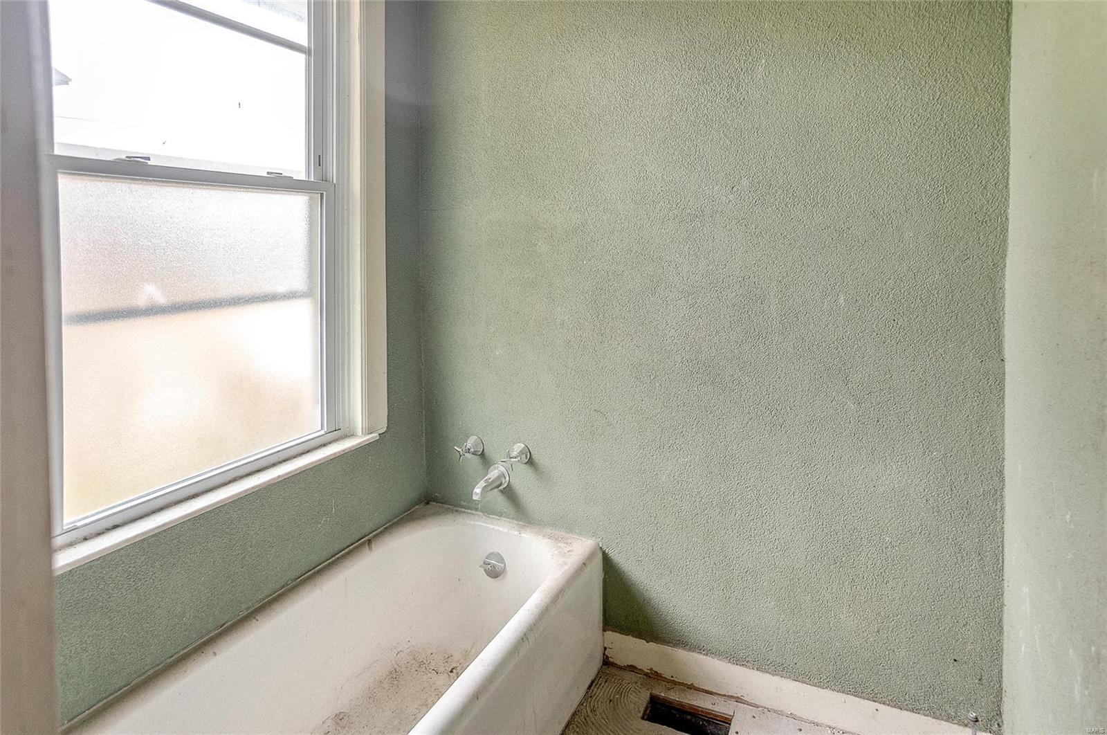 521 E A Street Property Photo 8
