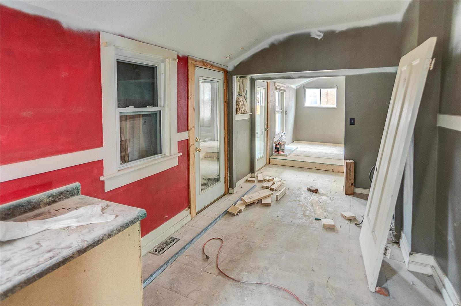 521 E A Street Property Photo 13