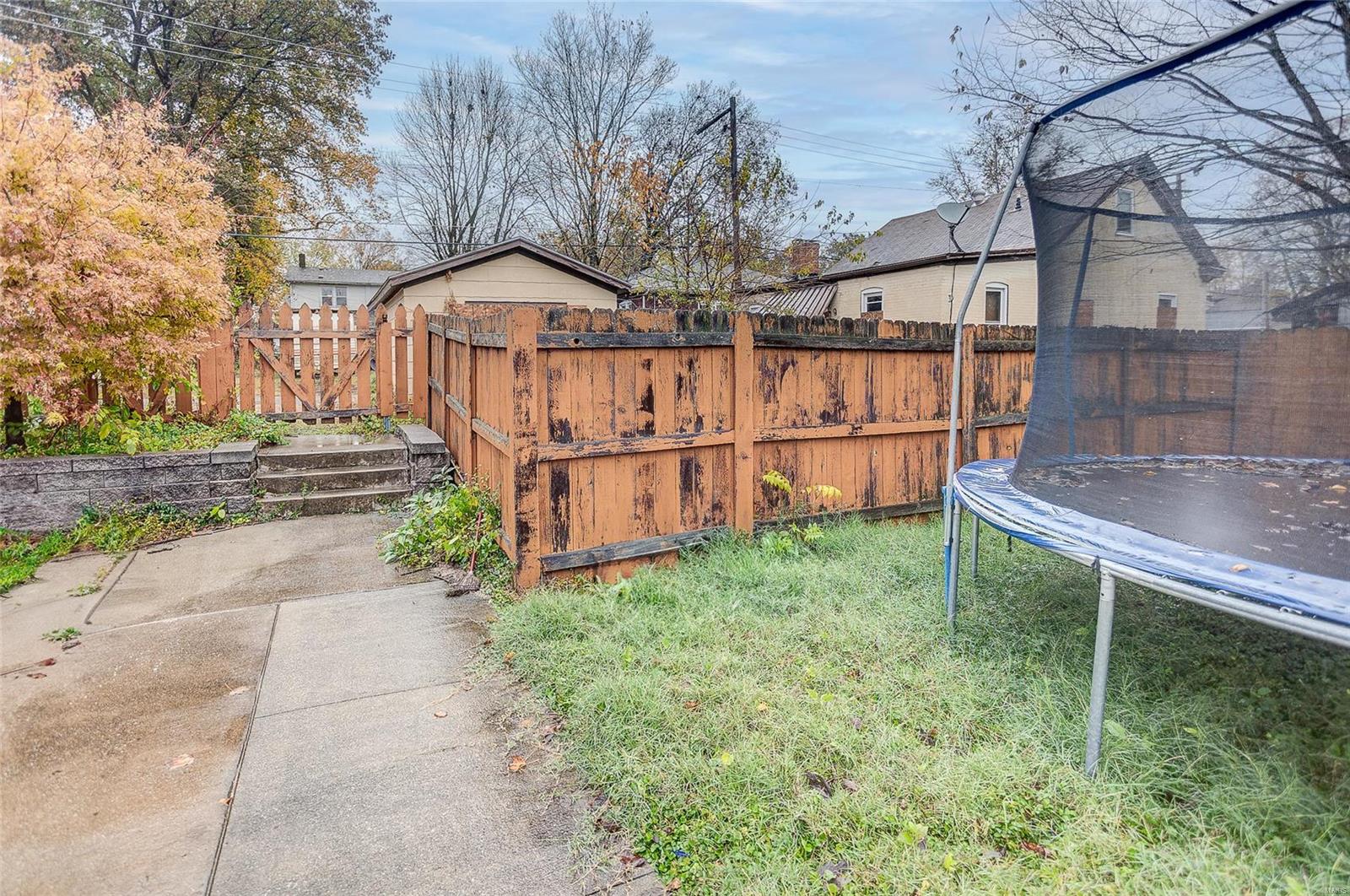 521 E A Street Property Photo 28