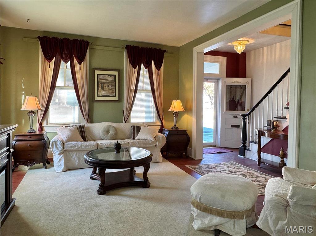 906 Georgia Street Property Photo 6