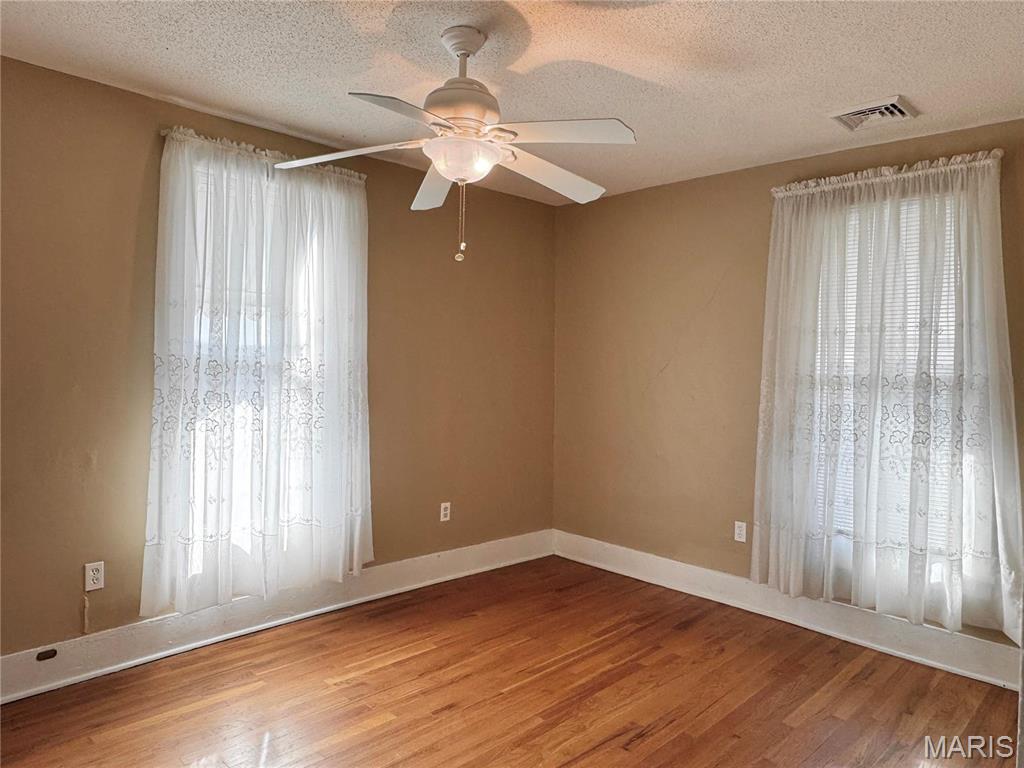 906 Georgia Street Property Photo 39