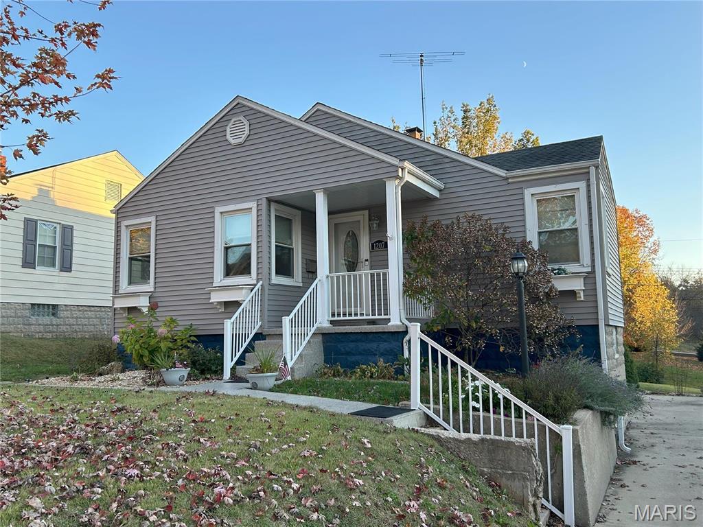 1207 Douglas Street Property Photo 2