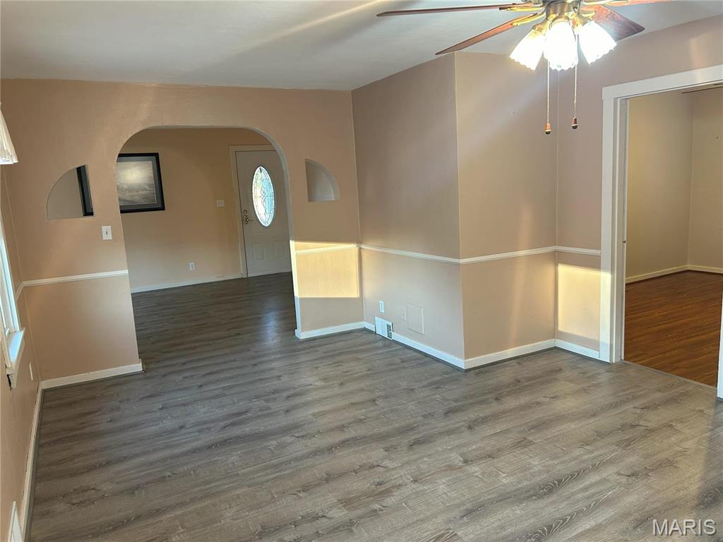 1207 Douglas Street Property Photo 6