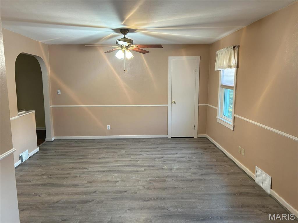 1207 Douglas Street Property Photo 7