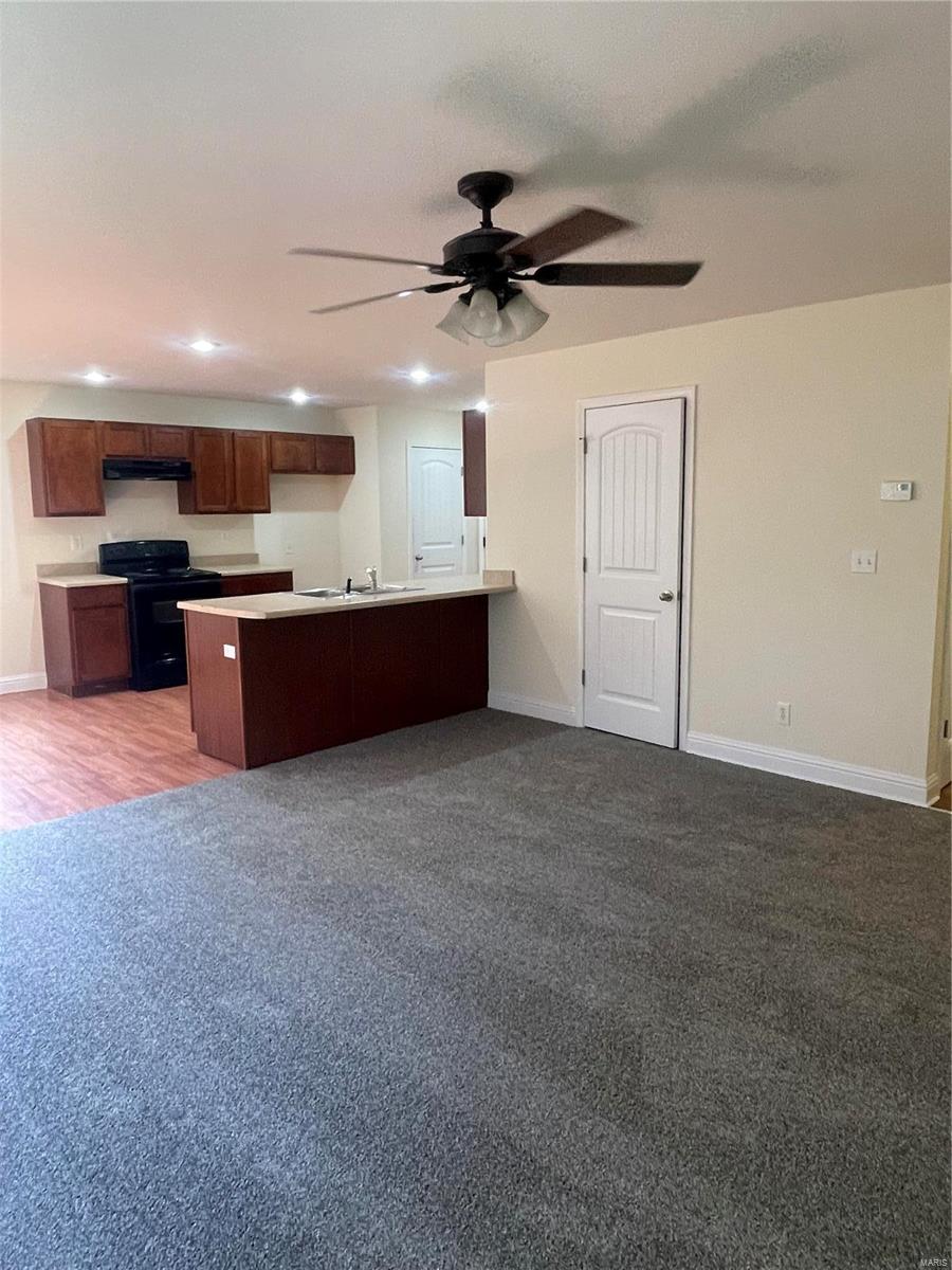 38 Kensington Drive Property Photo 5