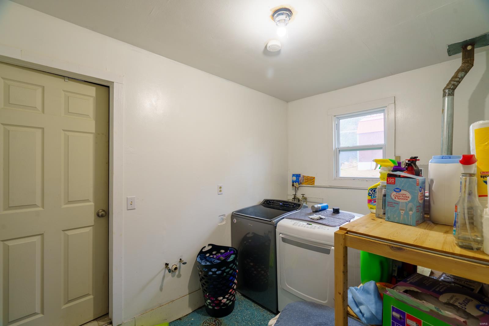 10665 Old Highway 66 Property Photo 19