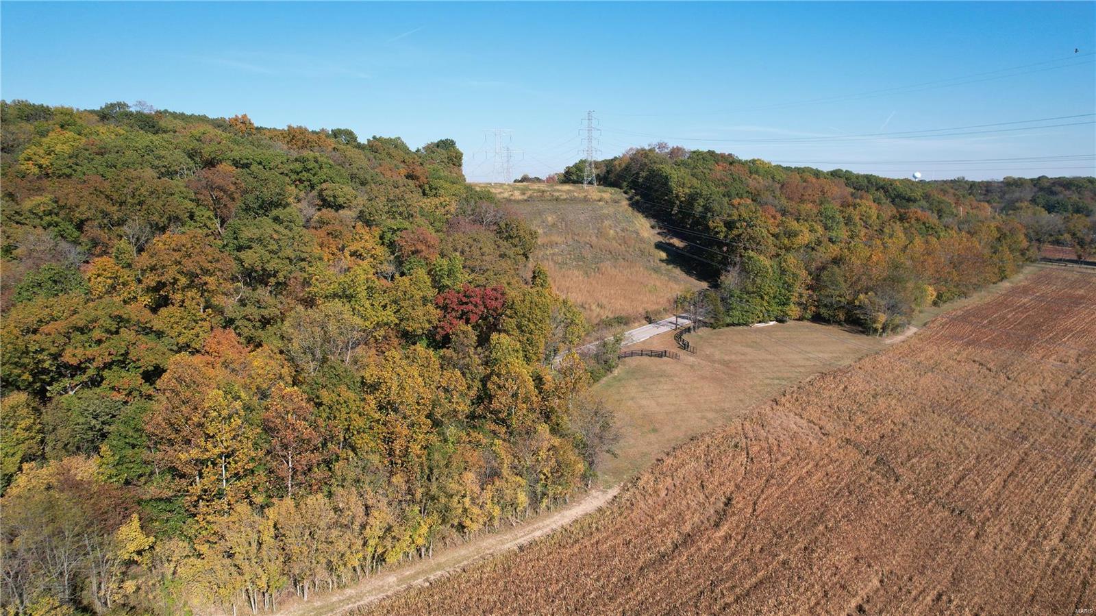 1318 Pond Road Property Photo 2
