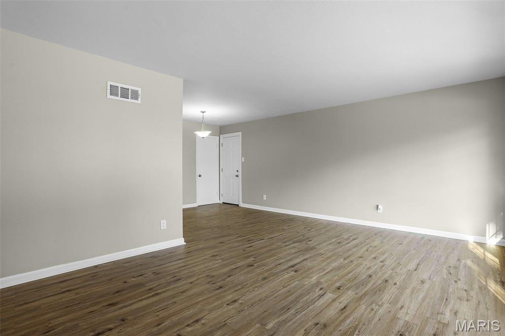 4000 Washington Street Property Photo 5