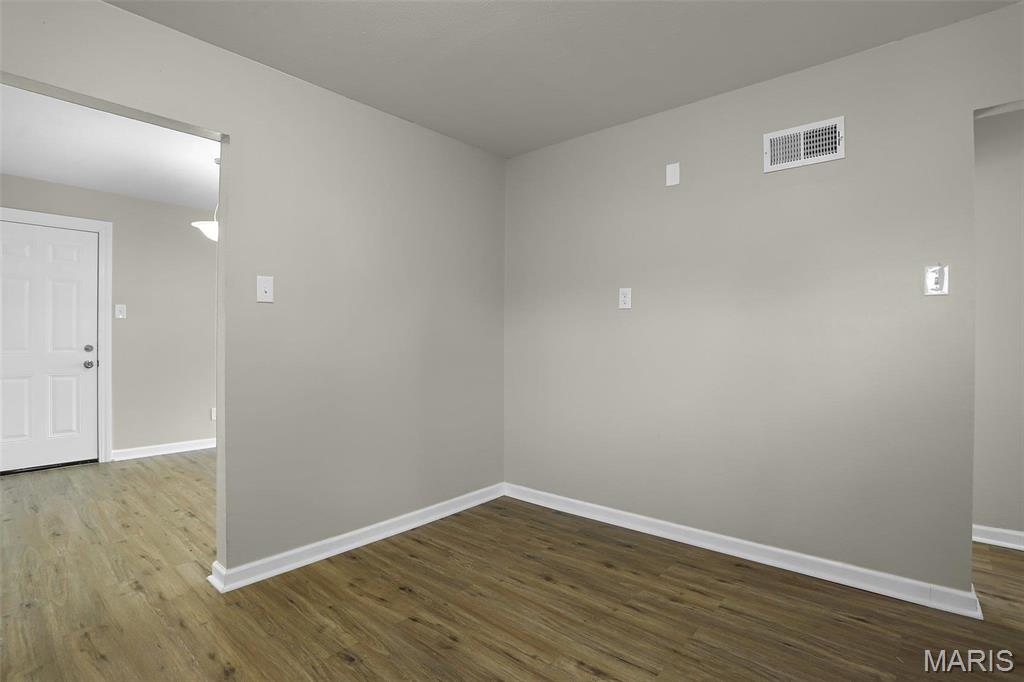 4000 Washington Street Property Photo 10