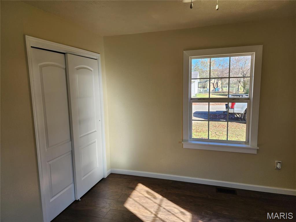 308 Navajo St Property Photo 10