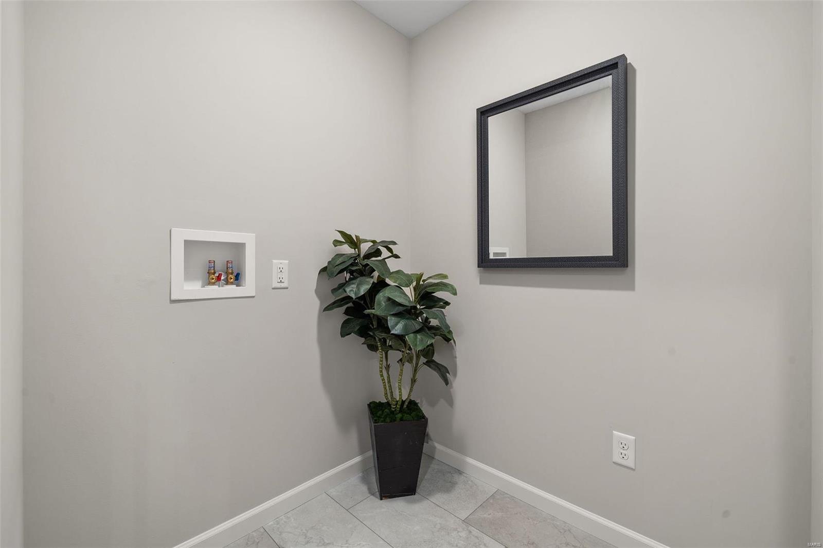 1041 Black Bear Drive Property Photo 4