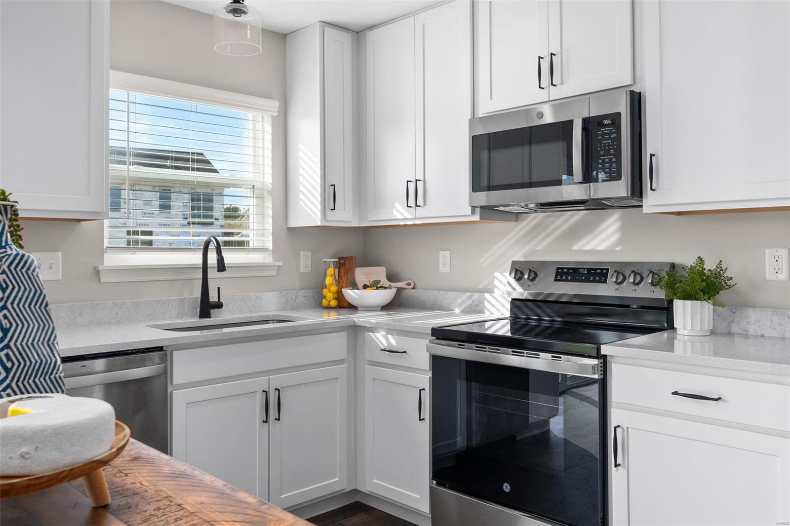 1041 Black Bear Drive Property Photo 17