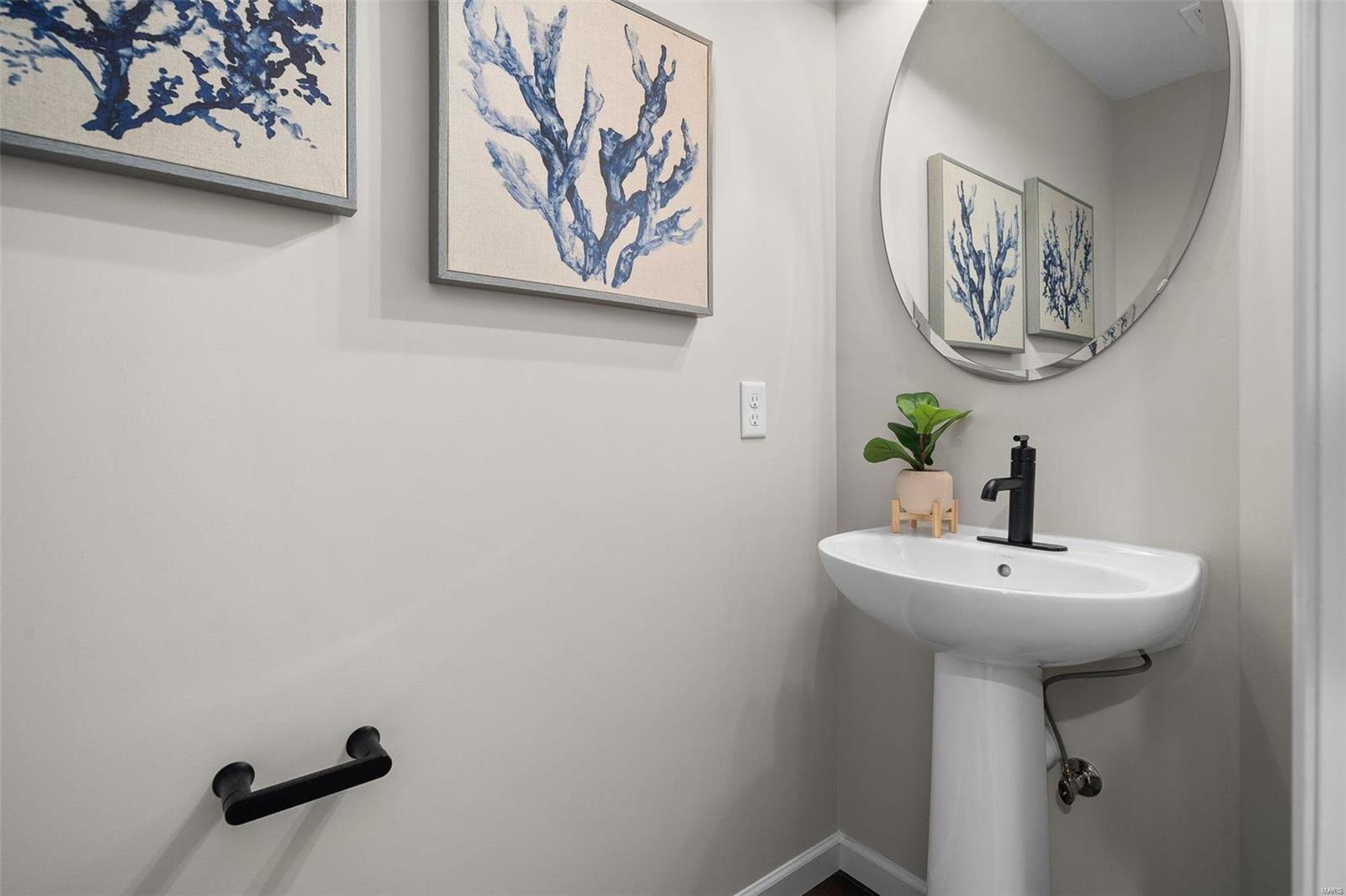 1041 Black Bear Drive Property Photo 23