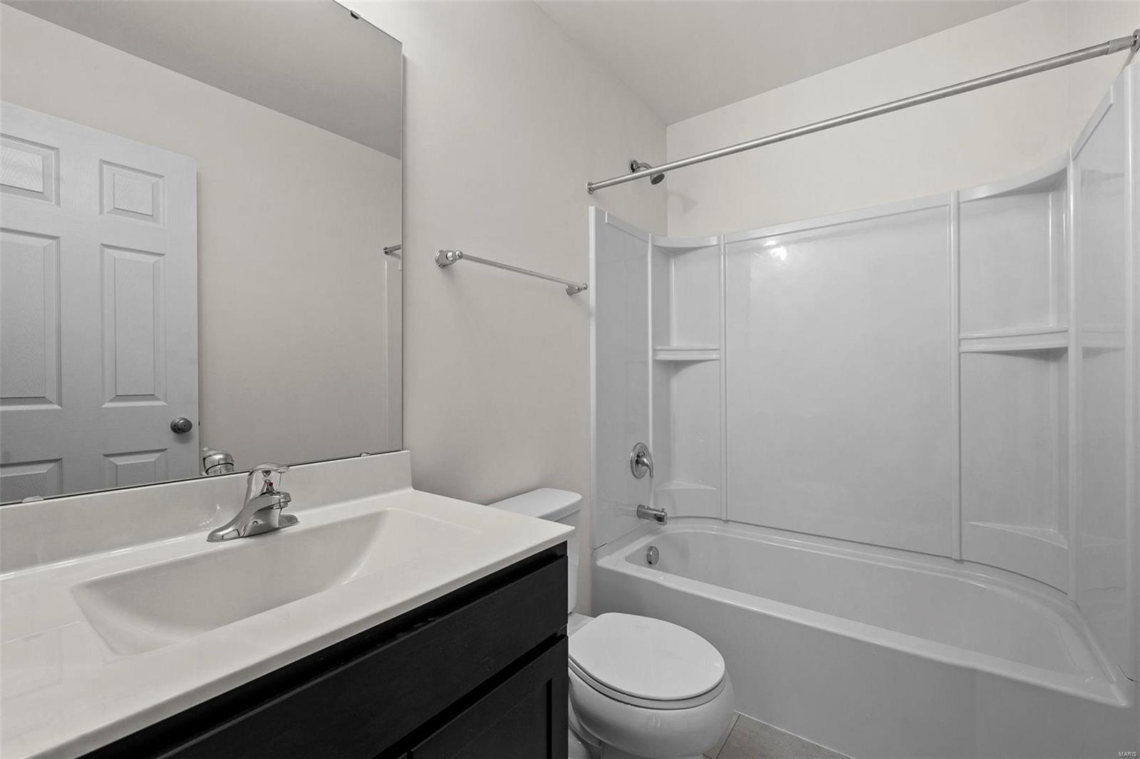 349 Cumberland Court Property Photo 16