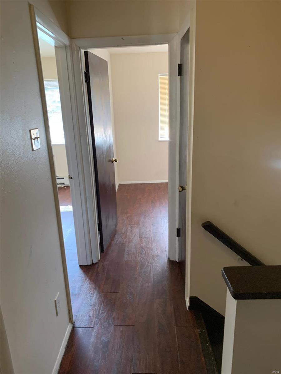 7200 Hazelcrest Property Photo 11
