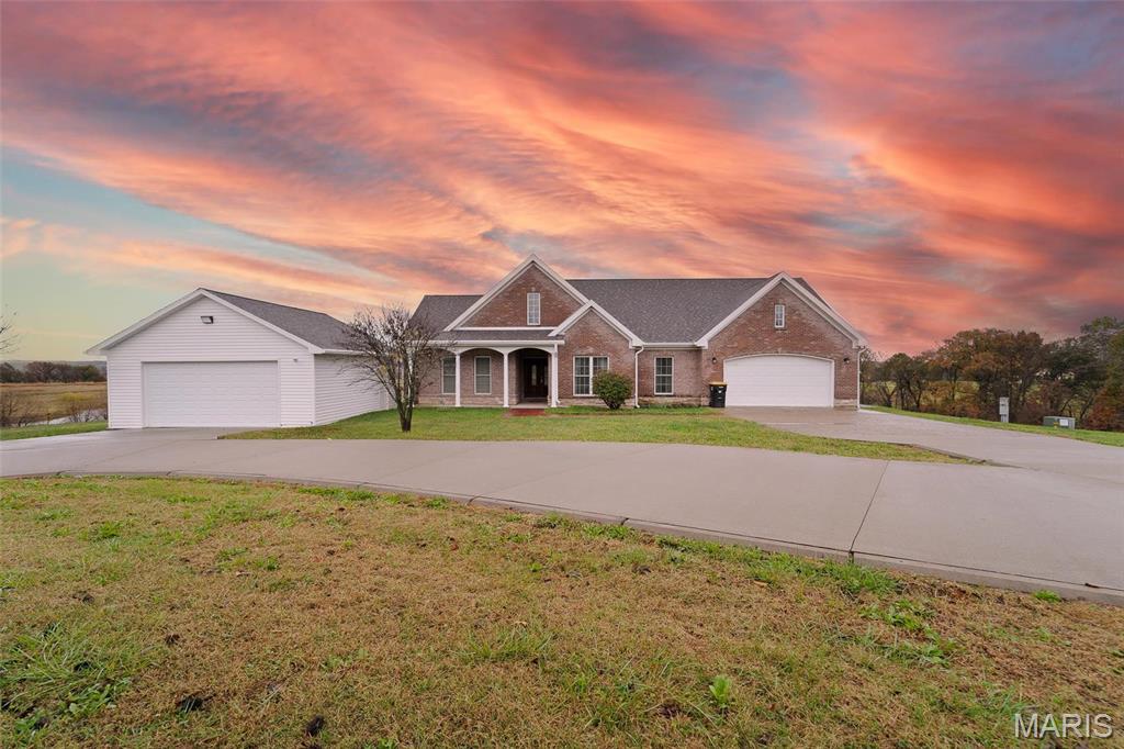 5310 Tebbetts View Drive Property Photo 4