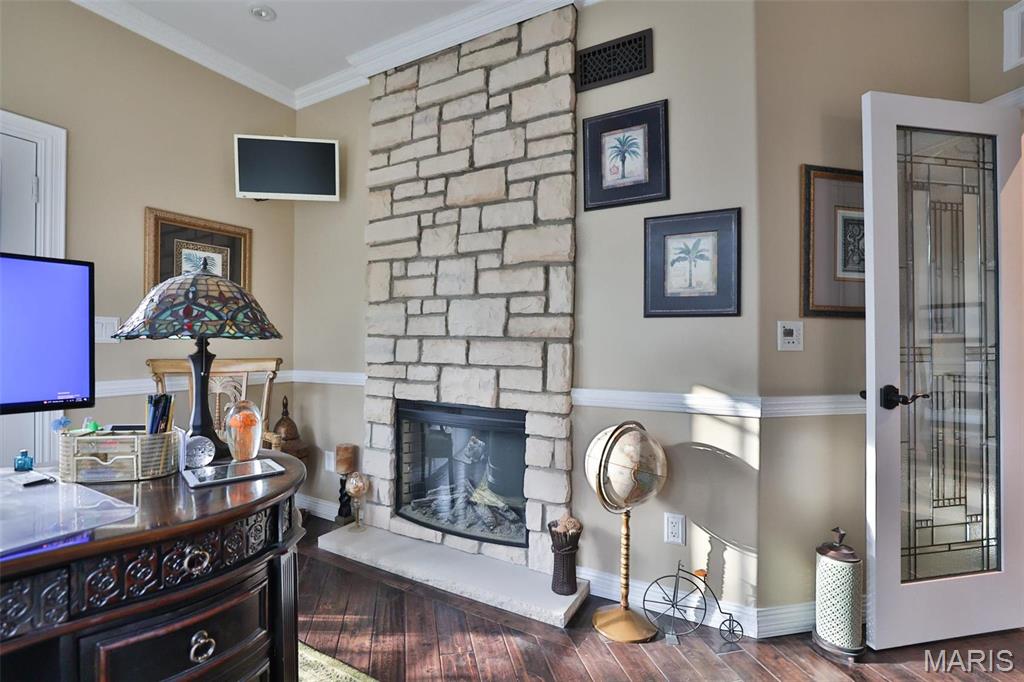 7406 Creek Ridge Lane Property Photo 21
