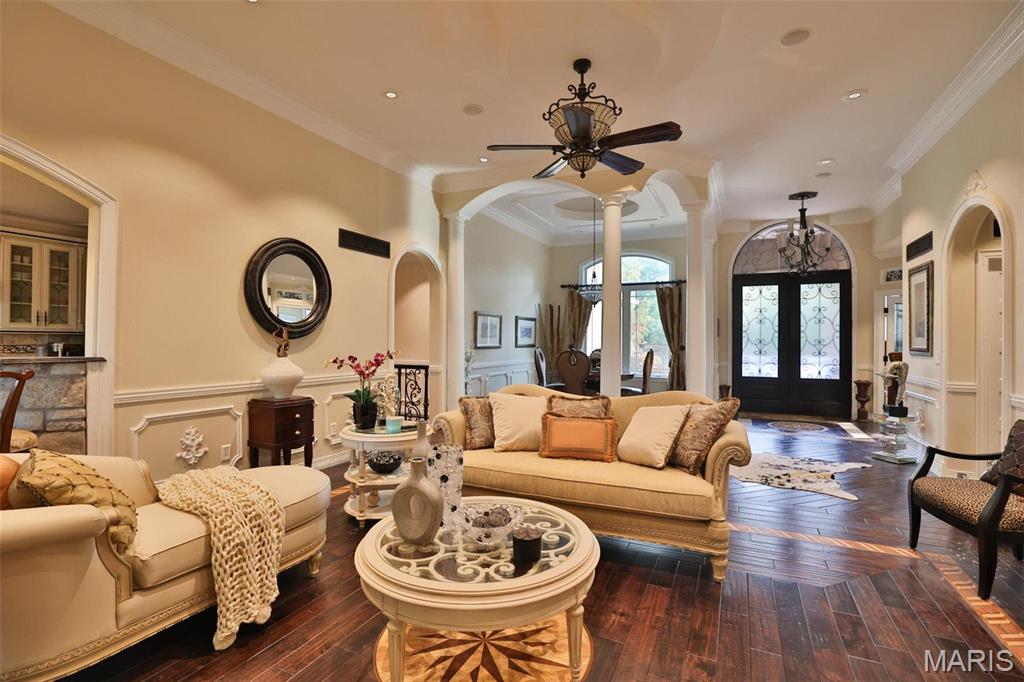 7406 Creek Ridge Lane Property Photo 31