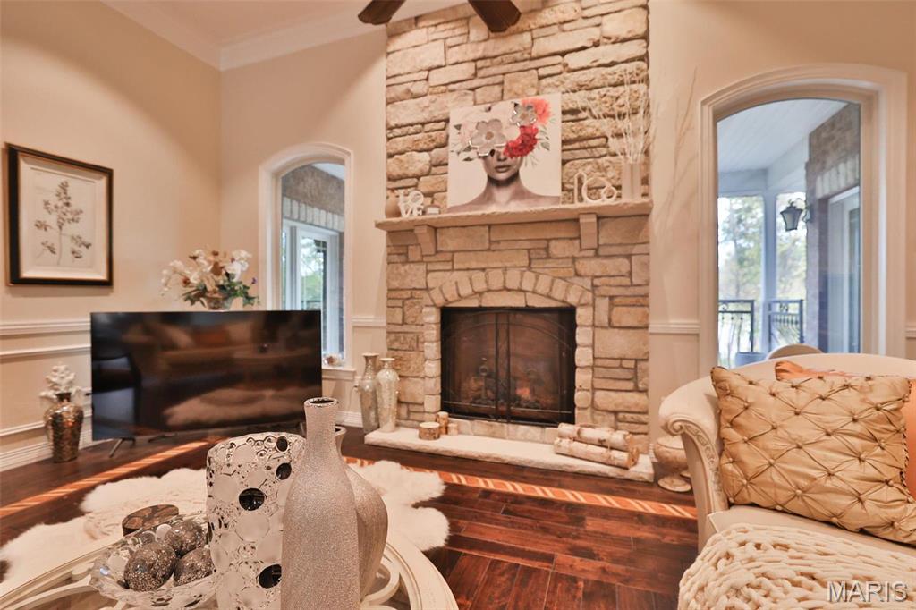 7406 Creek Ridge Lane Property Photo 34