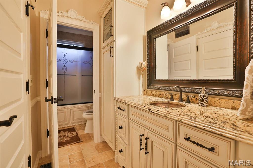7406 Creek Ridge Lane Property Photo 54