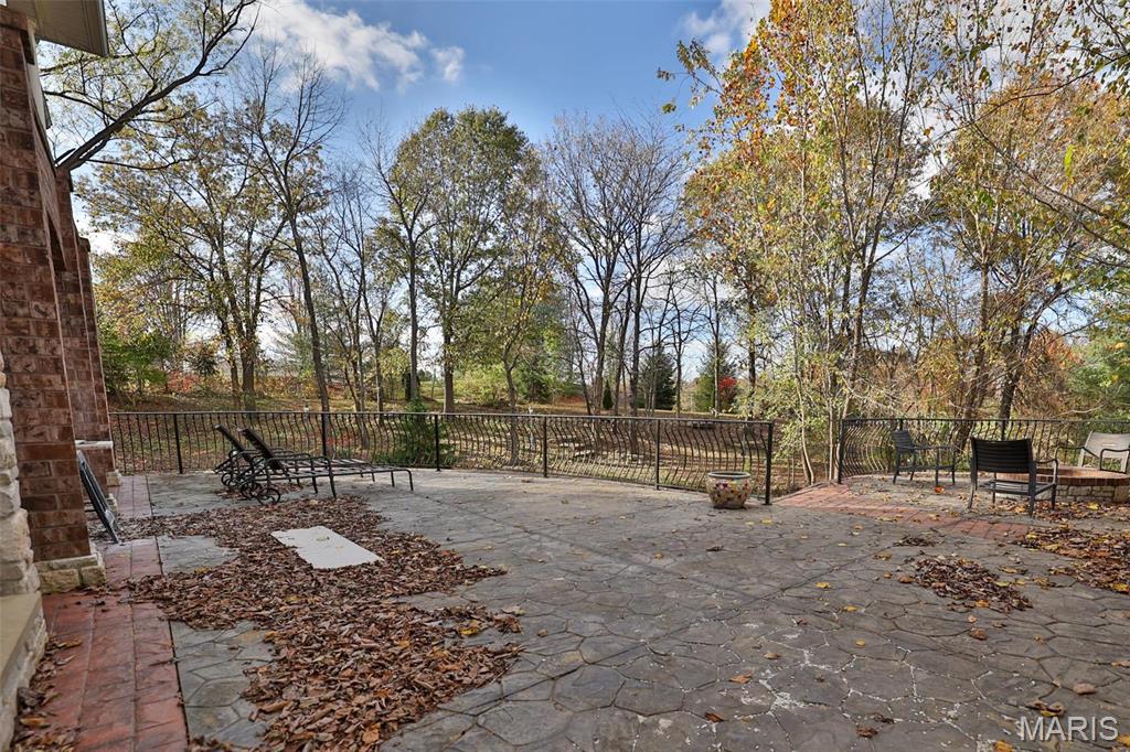 7406 Creek Ridge Lane Property Photo 95